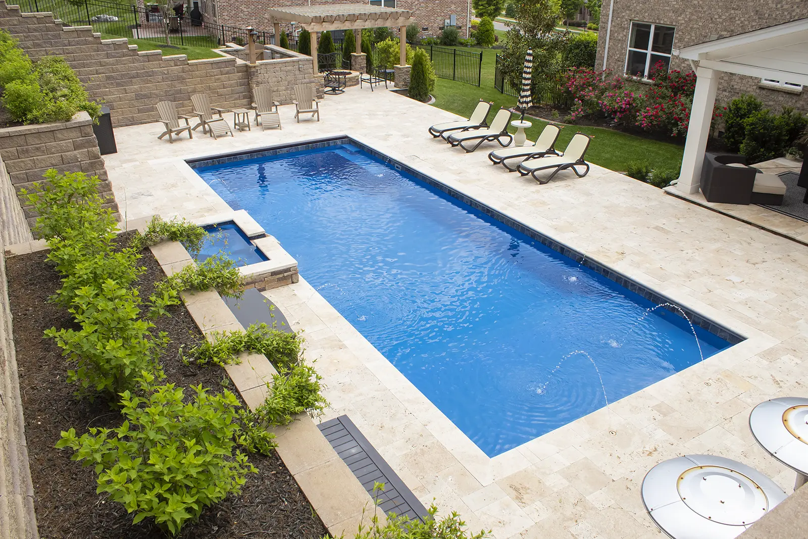 The Leisure Pools Pinnacle™ - let us install your pool in Knox County TN