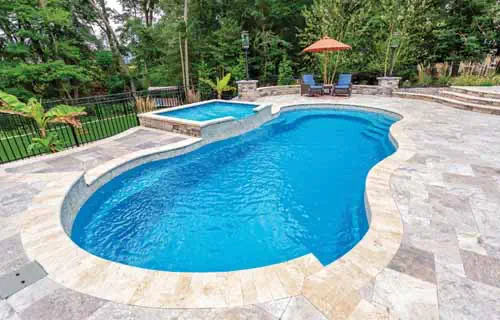 Leisure Pool's Riviera fiberglass backyard swimming pool